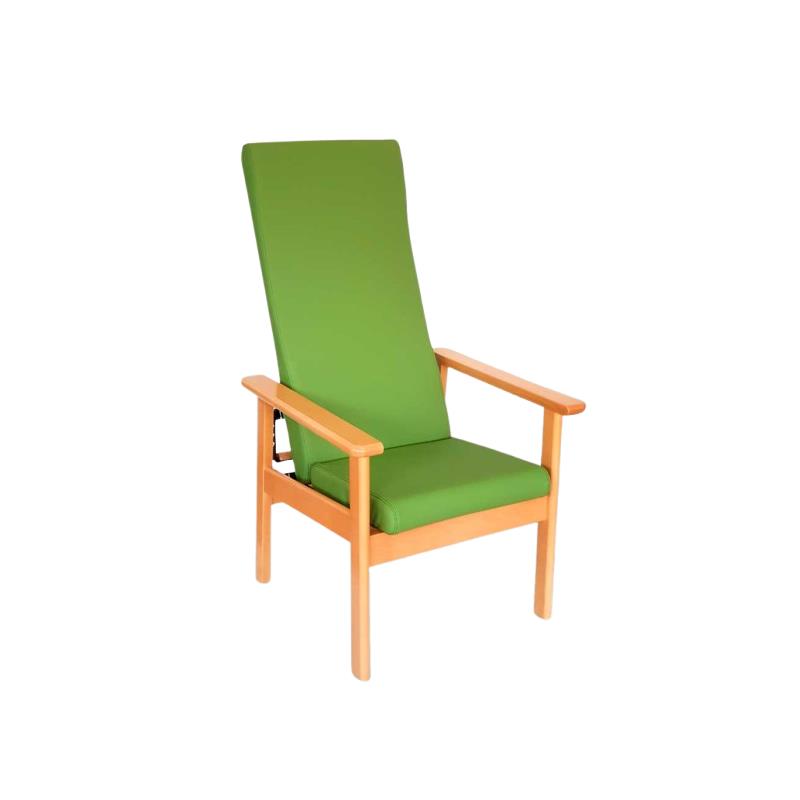Sillón reclinable con respaldo alto en madera de haya. Tapiceria vinilica