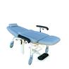 Sillón hospitalario eléctrico con reposapiernas y reposapies