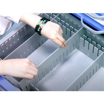 Carro de medicación en aluminio y ABS