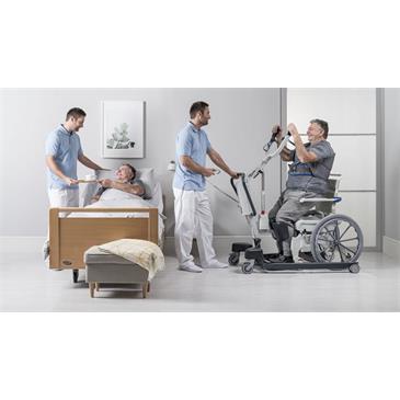 Grúa bipedestación Invacare Isa Xplus 200kg con eslinga sentado. Talla M