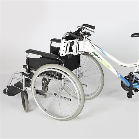 Kit para unir bicicleta con silla de ruedas