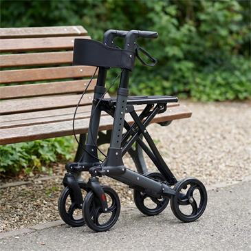 Andador plegable Advance color negro