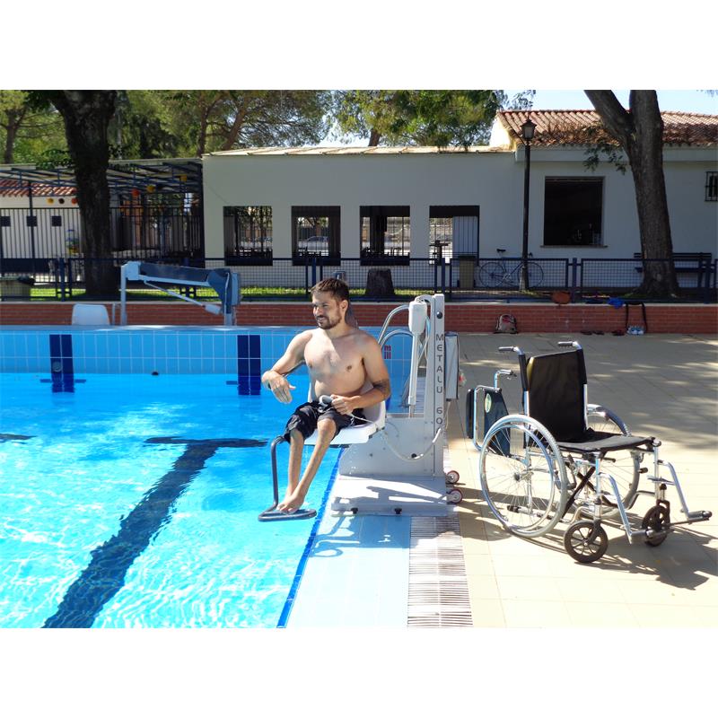 Ascensor-elevador bateria fijo para piscina METALU 600-120KG
