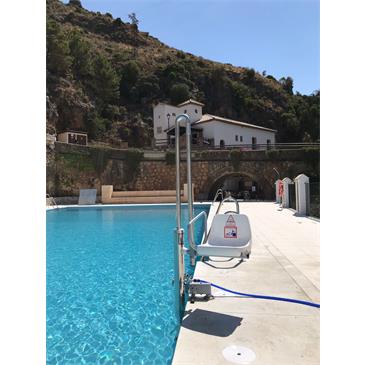 Ascensor-elevador hidraulico portátil para piscina METALU PK
