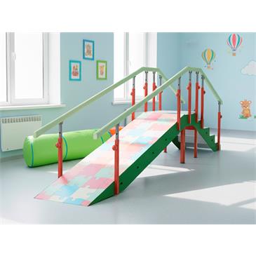 Escalera de 5 peldaños y pasamanos regulable