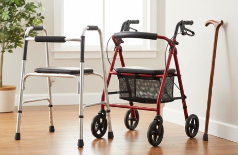 Comparativa bastón vs andador vs rollator